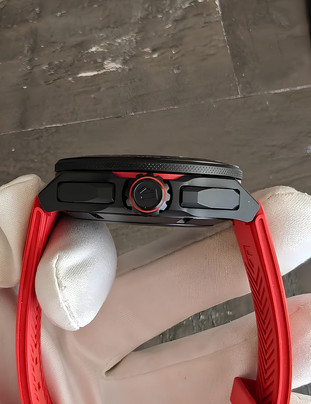 TAG Heuer Formula 1 Chronograph Vermelho - Imagem 3
