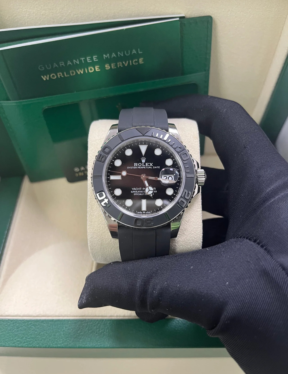Rolex Yacht-Master 42 Black Dial Oysterflex - Imagem 3