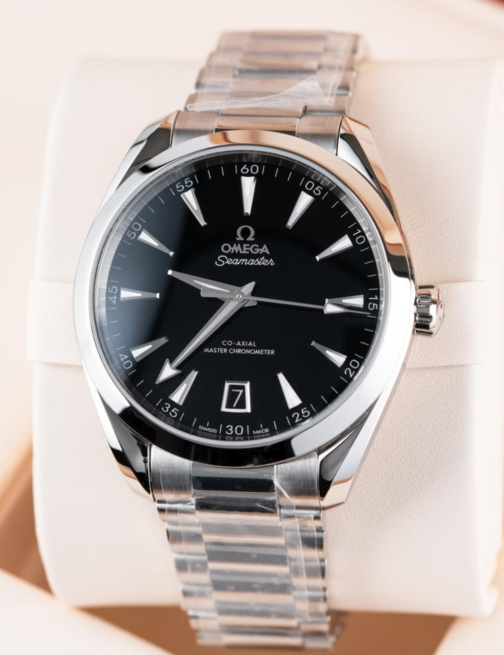 Omega Seamaster Aqua Terra 150M Black Dial - Imagem 2