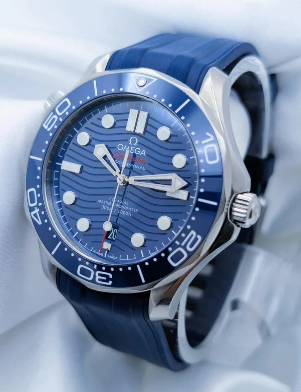 Omega Seamaster Diver 300M Blue Dial - Imagem 3