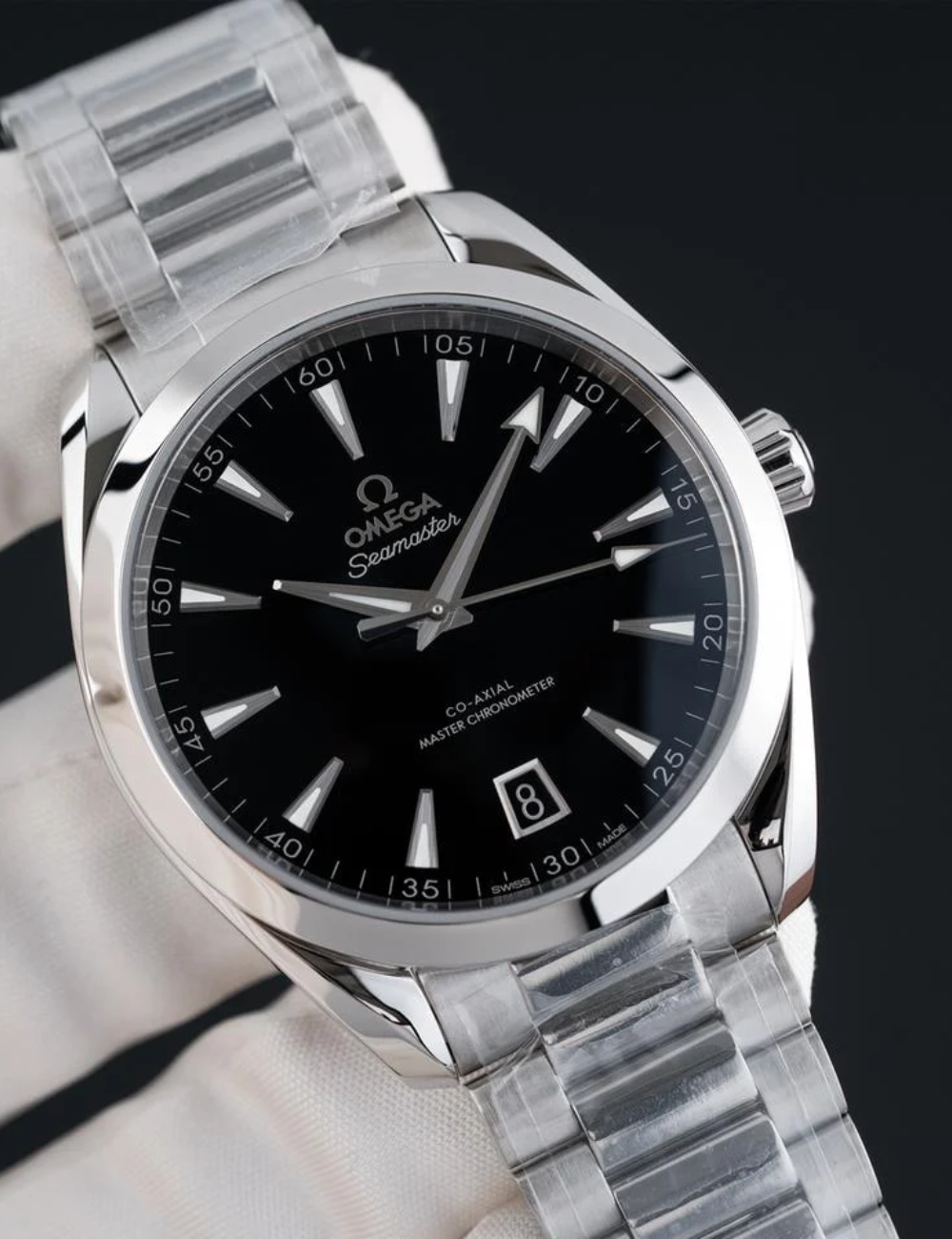 Omega Seamaster Aqua Terra 150M Black Dial - Imagem 4