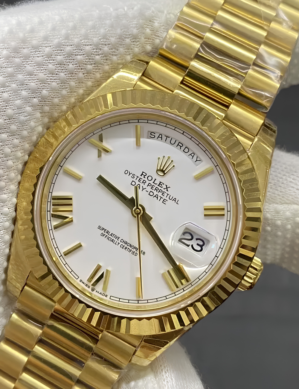 Rolex Day-Date 40 Yellow Gold Super Clone - Imagem 4