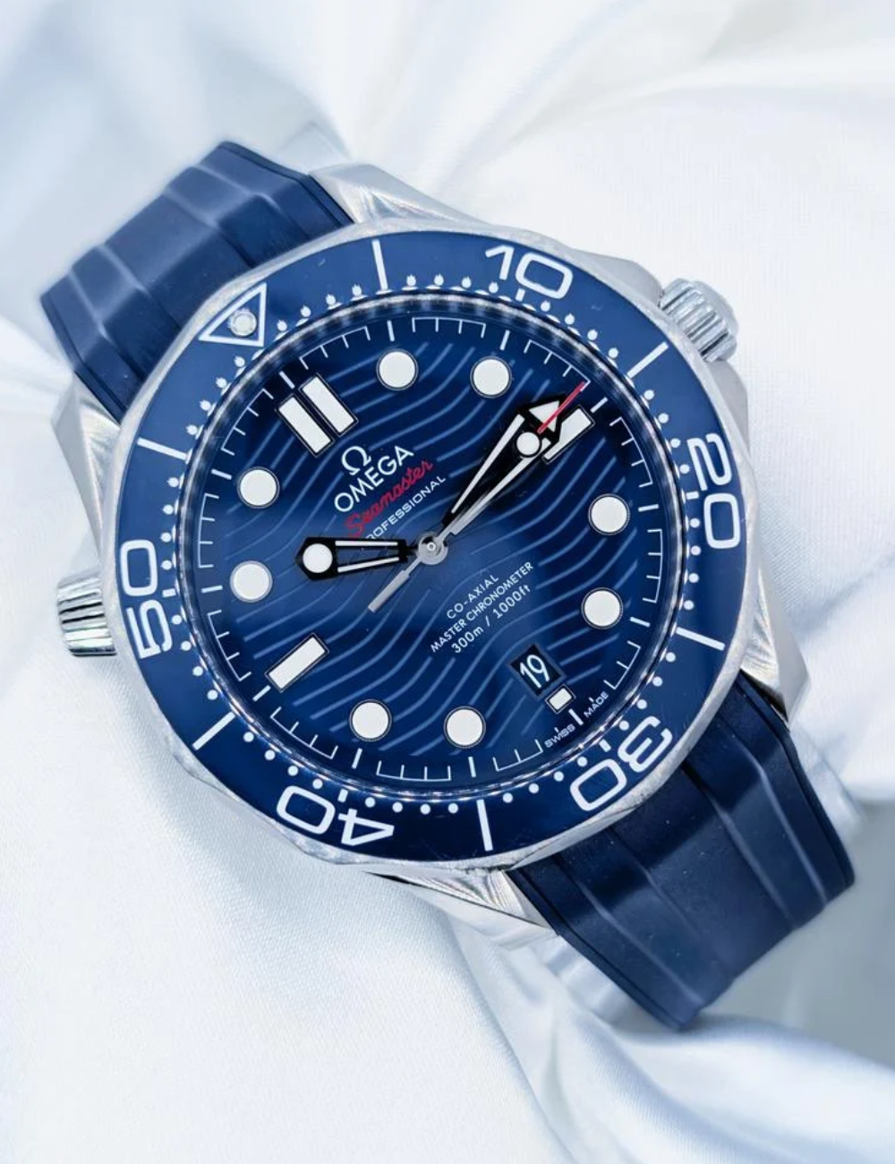 Omega Seamaster Diver 300M Blue Dial - Imagem 5