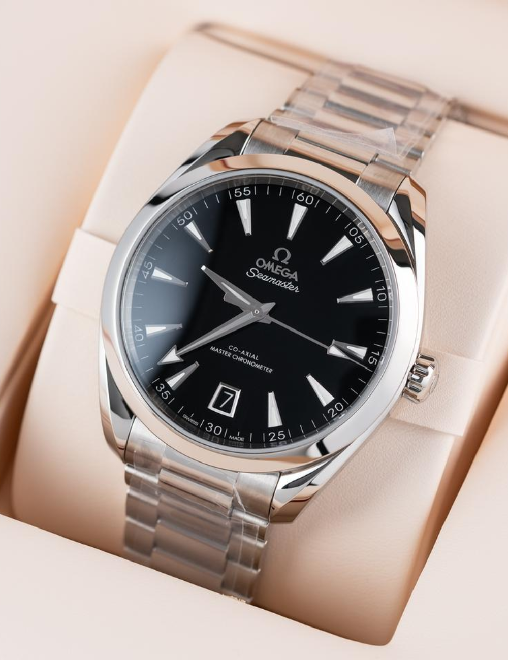 Omega Seamaster Aqua Terra 150M Black Dial - Imagem 6